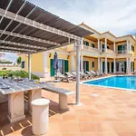 Villa Iris By Algarve Holidays Albufeira