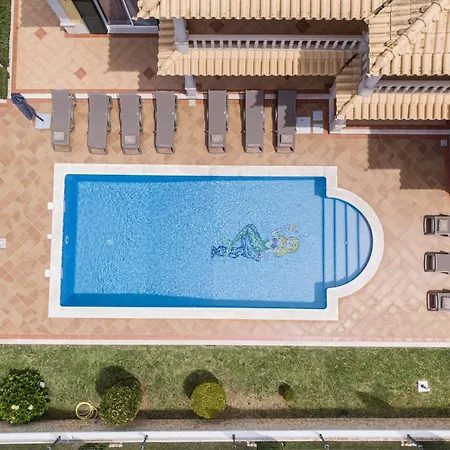 Villa Iris By Algarve Holidays *