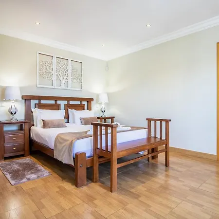 Iris By Algarve Holidays Villa *