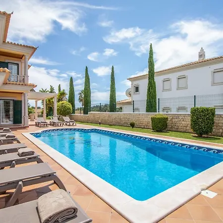 Iris By Algarve Holidays Villa